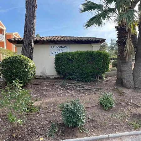 Large 2 - Garden, Pool & Tennis
