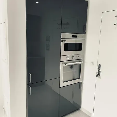 Apartment Large 2 - Garden, Pool & Tennis